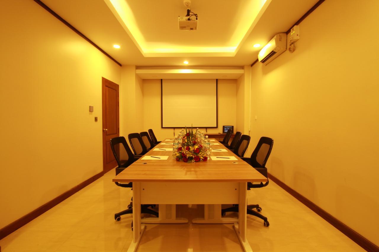 Hotel M Yangon Exterior photo